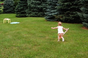 Victoria spots the picnic first