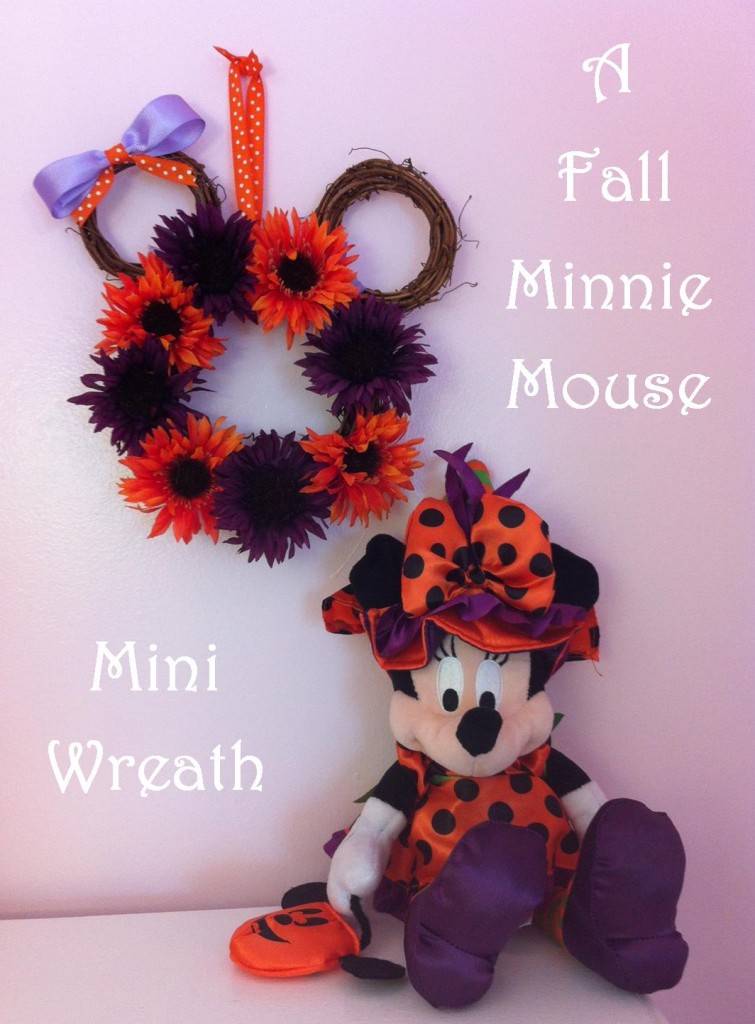 Minnie Mouse Wreath