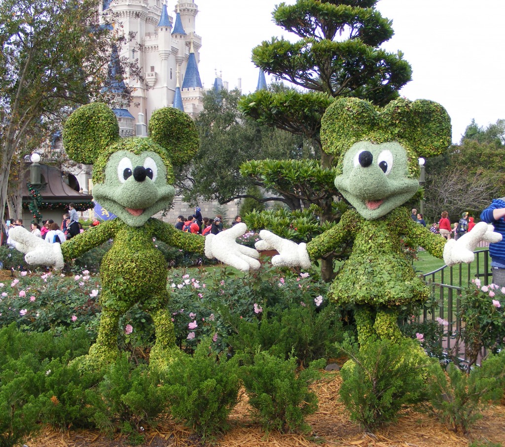 Mickey and Minnie Mouse Topiary