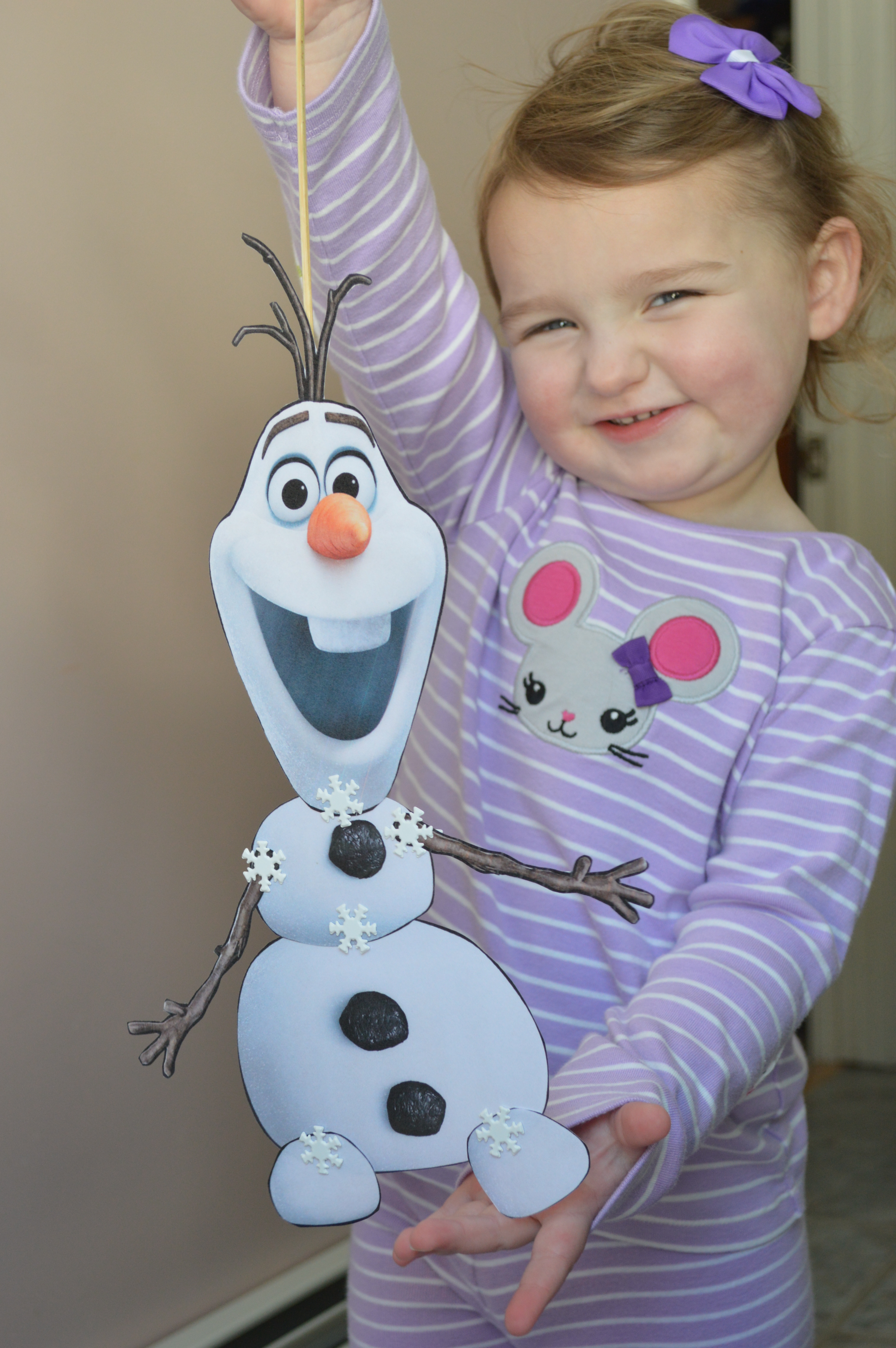 Olaf Snowman Building Kit with FREE Printable