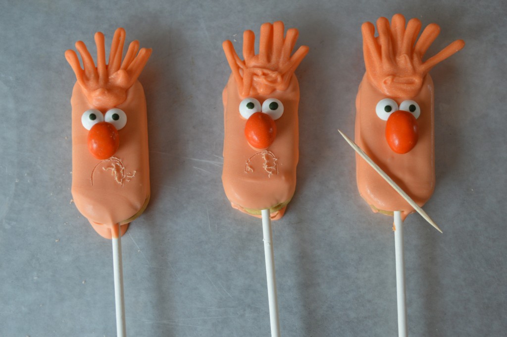 Beaker Cookie Pops 024