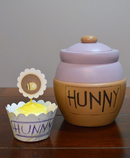 DIY Hunny Pot Winnie the Pooh / honey pot  Winnie the pooh honey, Honey  pot, Diy pooh honey pot